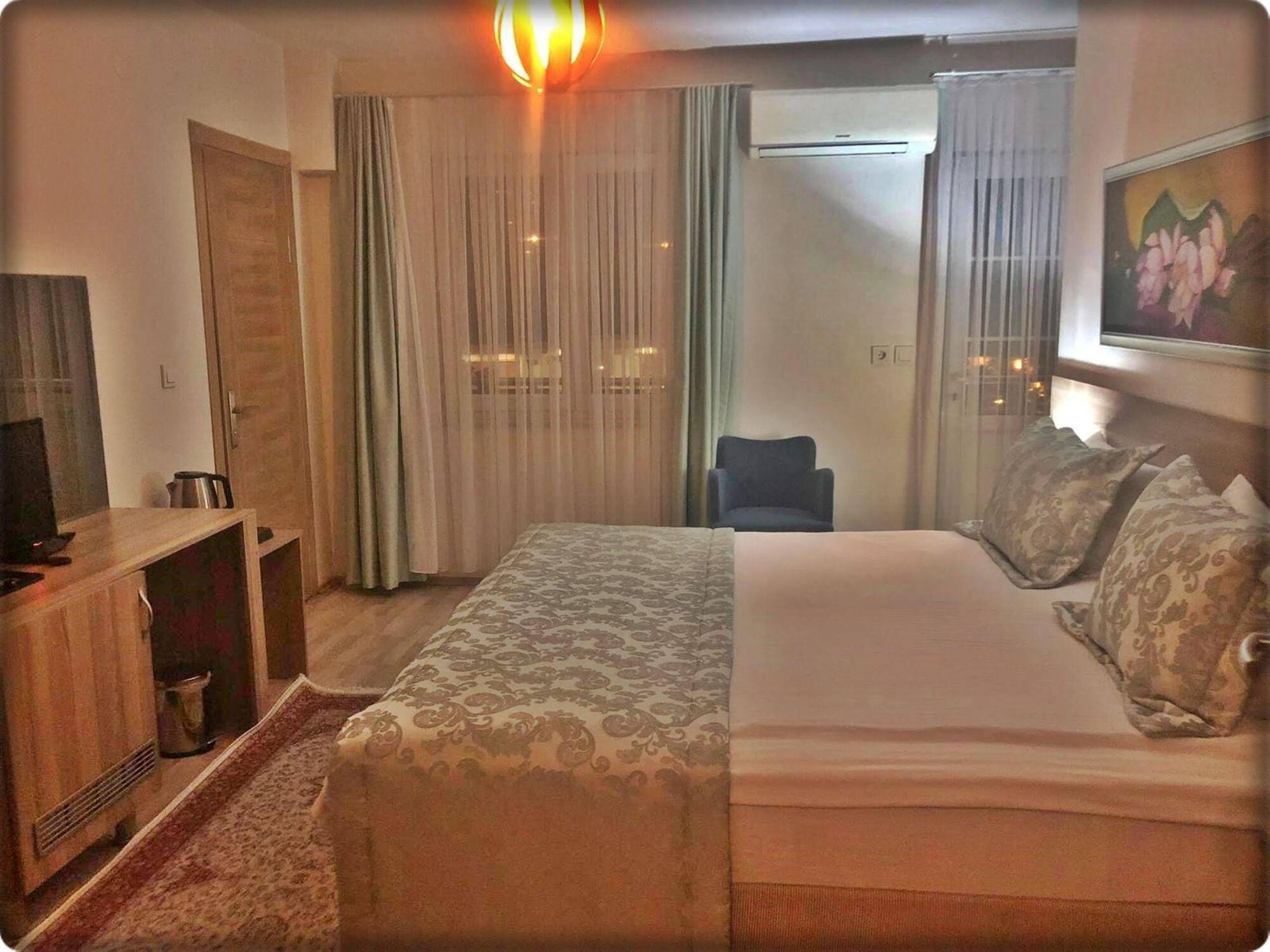 Senler Boutique Hotel ซาพานจา ภายนอก รูปภาพ