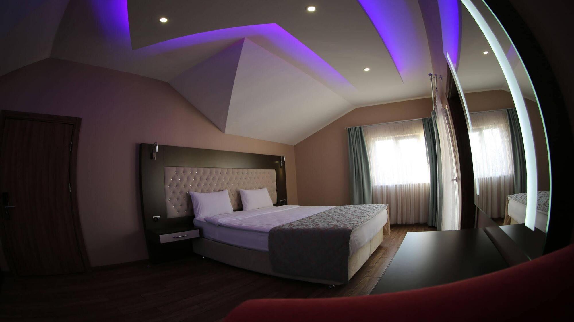 Senler Boutique Hotel ซาพานจา ภายนอก รูปภาพ